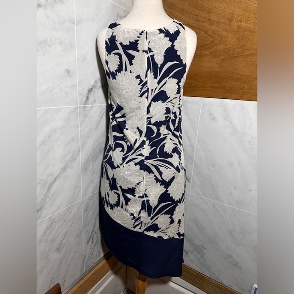 Club Monaco Quynh Blue Floral Asymmetrical Dress Size 2 Sleeveless - Picture 4 of 16